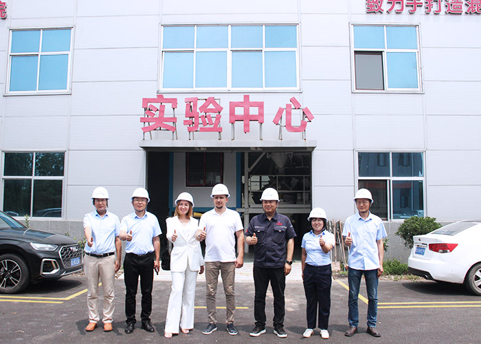客戶參觀科尼樂實驗中心